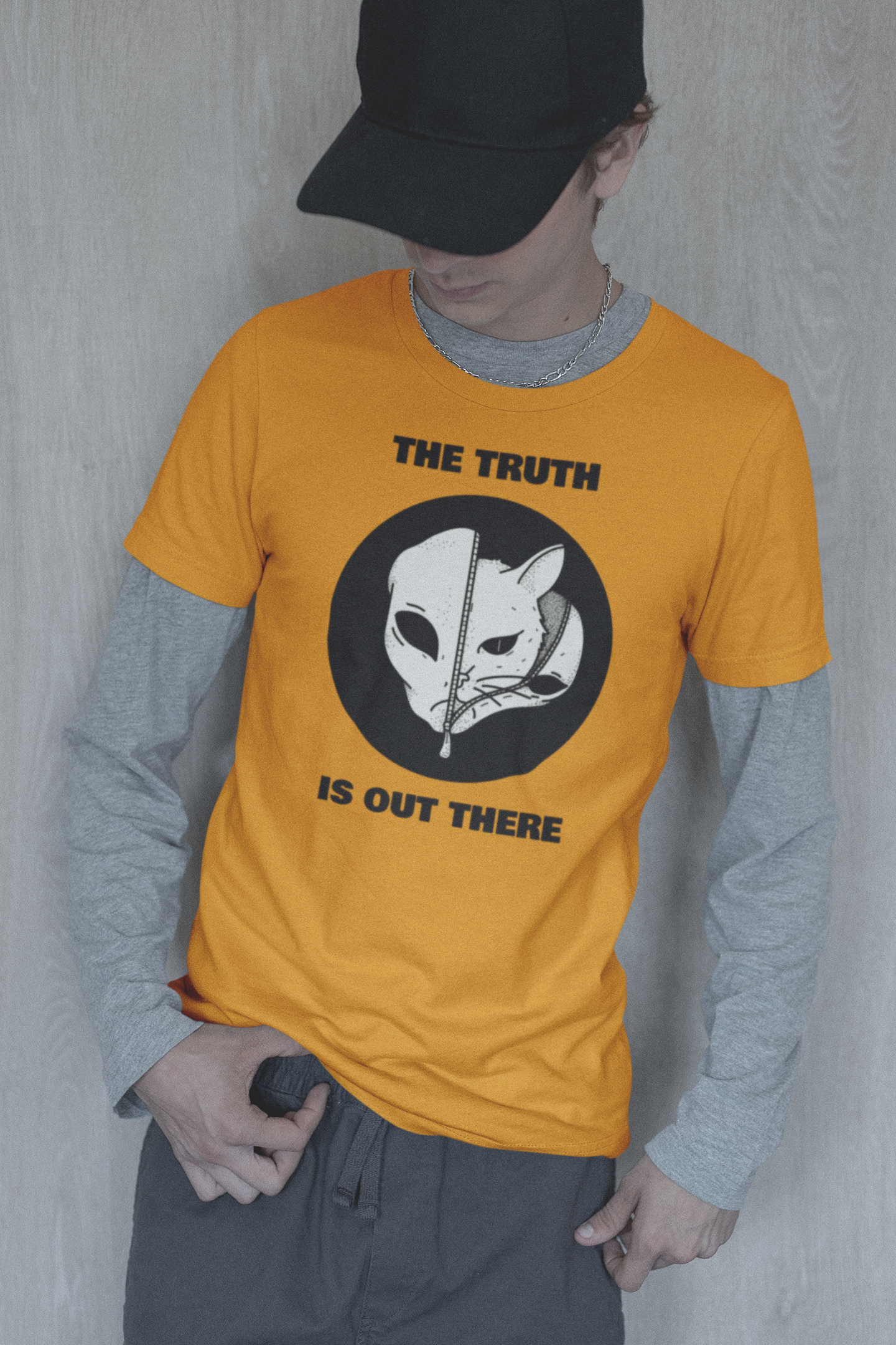 We believe UFOs Sci-Fi T-Shirts-welovescifi.net