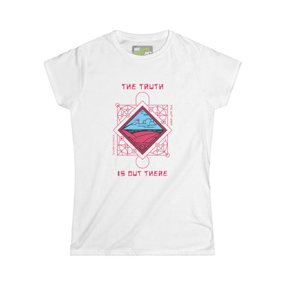 The Truth is Out There UFO Woman's Tee