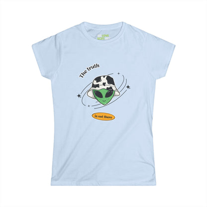 funny alien cow tee - Funny Alien Cow Woman's Tee