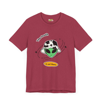 The Truth is Out There Cow Hat UFO Sci-fi T-shirt