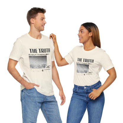 The Truth is Out There - UFO Sci-Fi T-Shirt