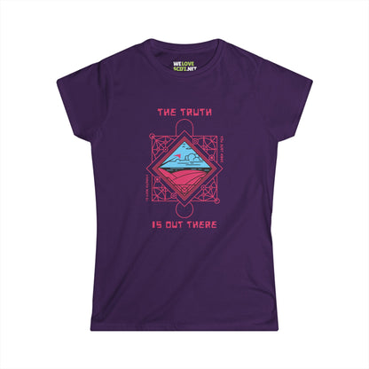 The Truth is Out There UFO Woman's Tee