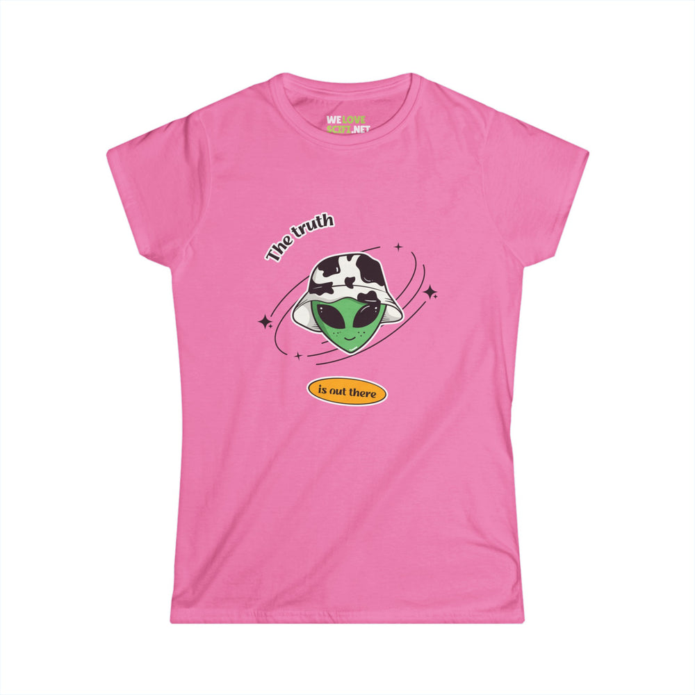 funny alien cow tee - Funny Alien Cow Woman's Tee